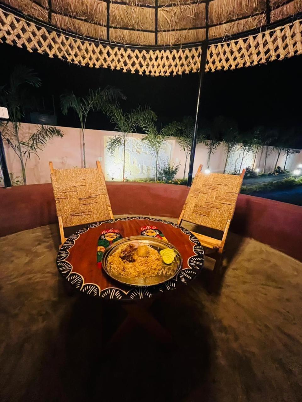 Chaitali The Villa Shanti Niketan Luaran gambar